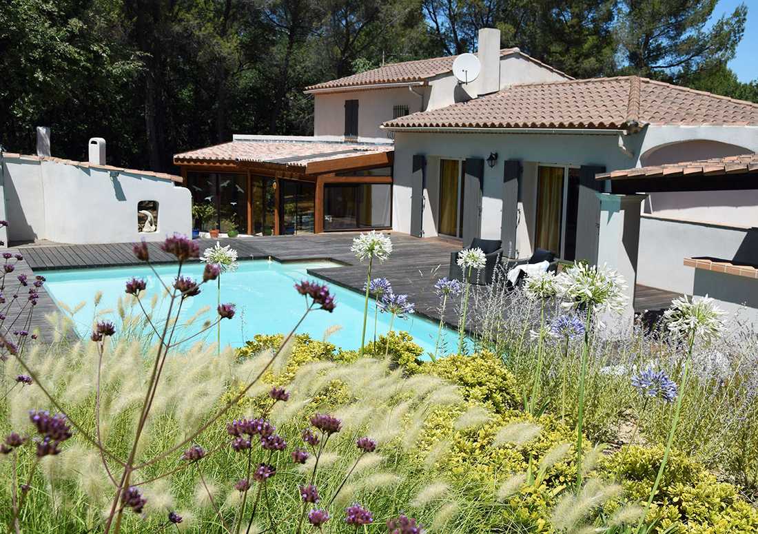 Villa provençale avec piscine à Quimper