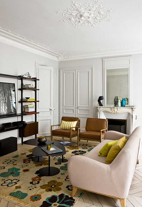 Salon d'un appartement haussmannien in Quimper après un relooking d'intérieur