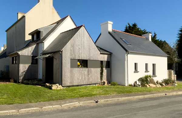 Rénovation d'un ensemble de trois bâtiments en pierre par un architecte dans le Finistère et le Morbihan