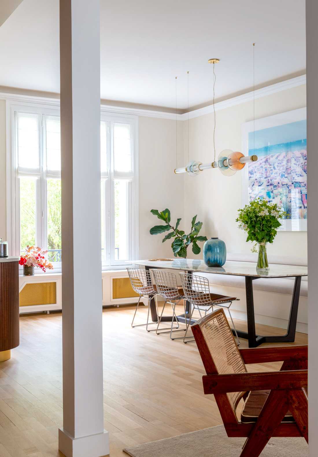 Salle à manger d'une maison à Quimper rénovée par un décorateur d'intérieur