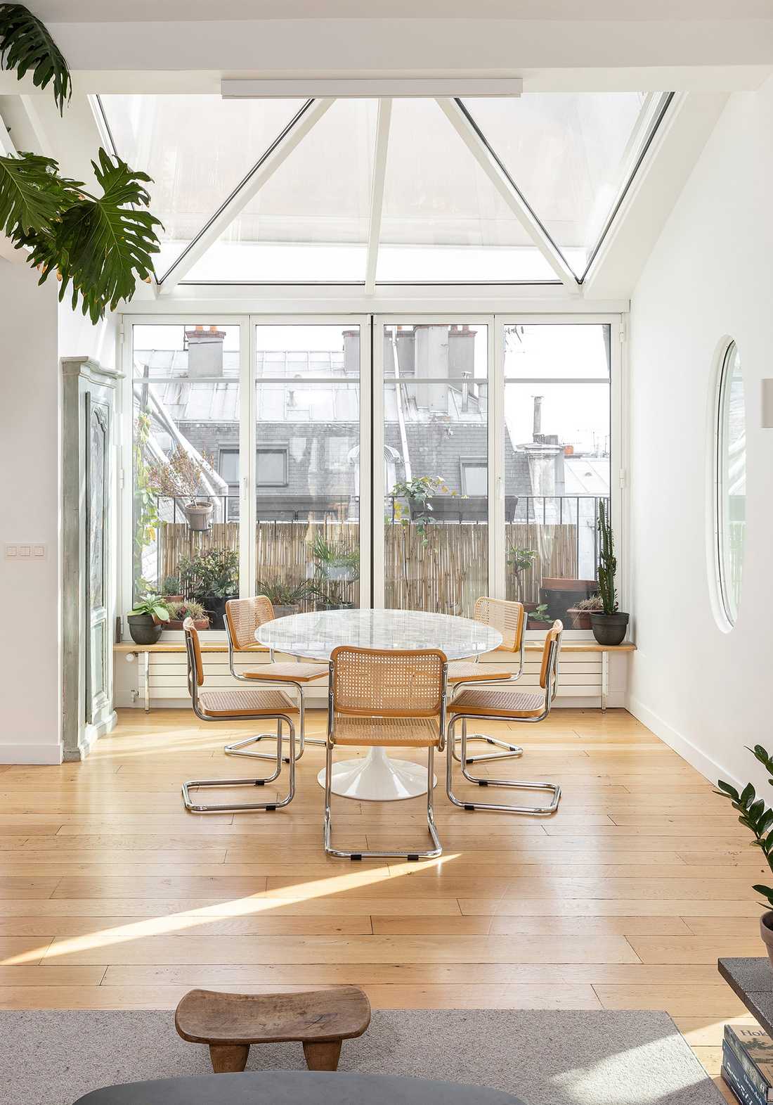 Salle à manger amenagée par un architecte d'interieur à Quimper