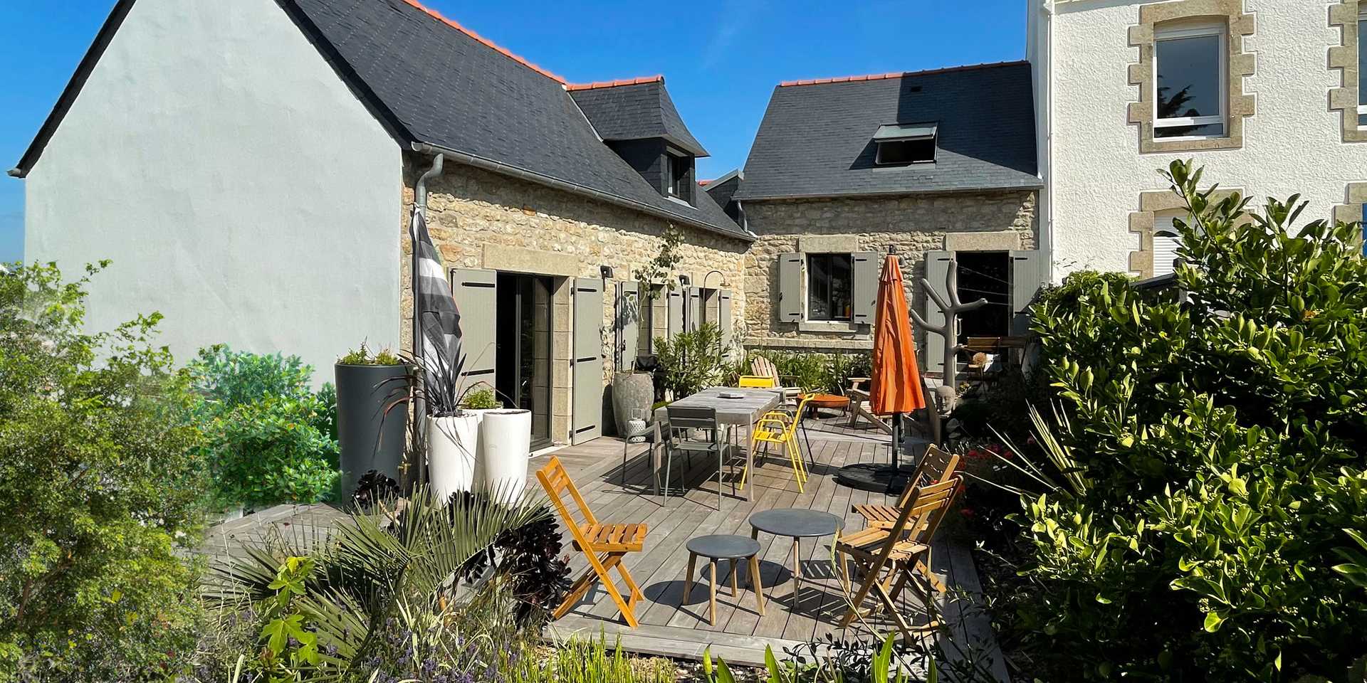 Aménagement du jardin d'une maison en Bretagne par un paysagiste