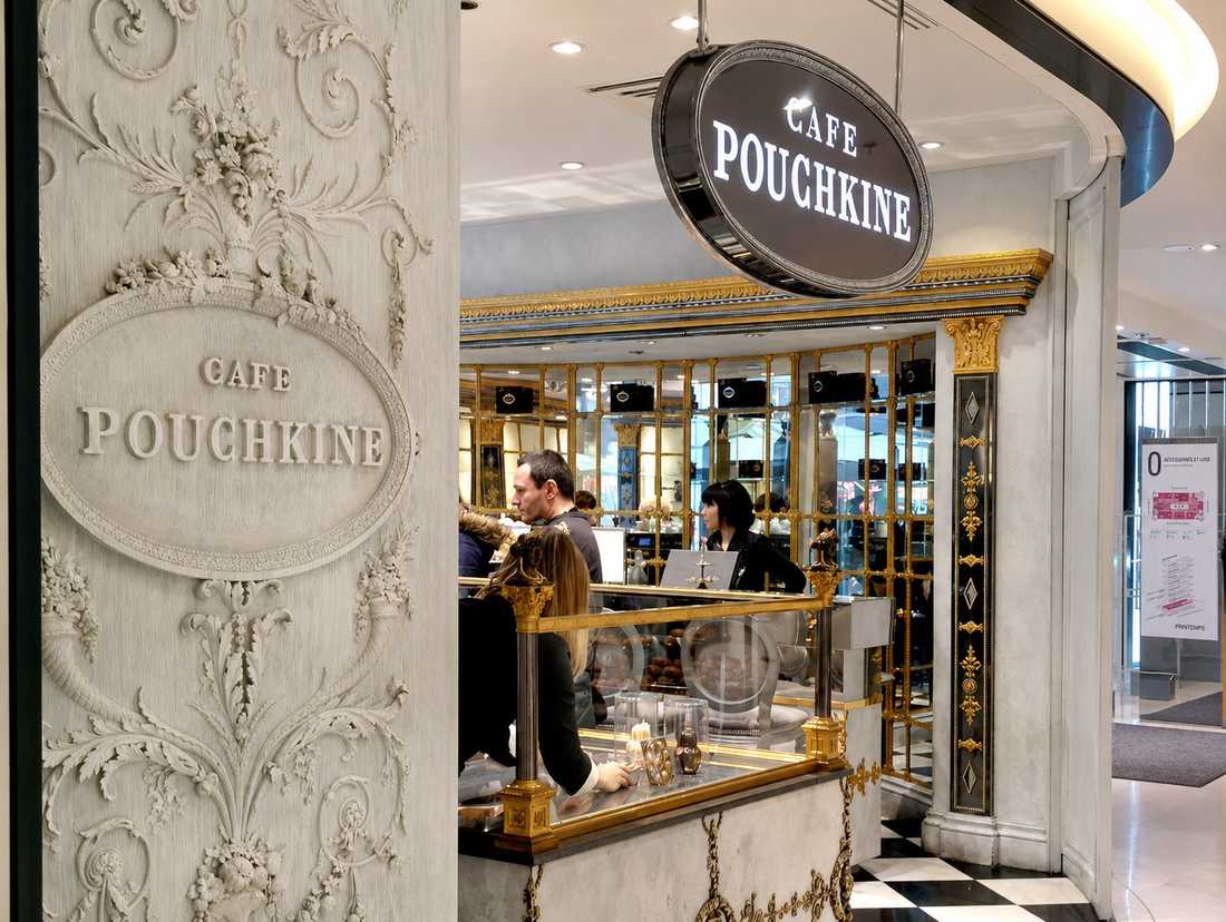 Aménagement d'un café par un architecte spécialiste de l'architecture commerciale in Quimper
