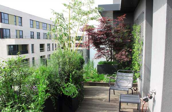 Aménagement paysager de la terrasse d'un penthouse à Quimper.