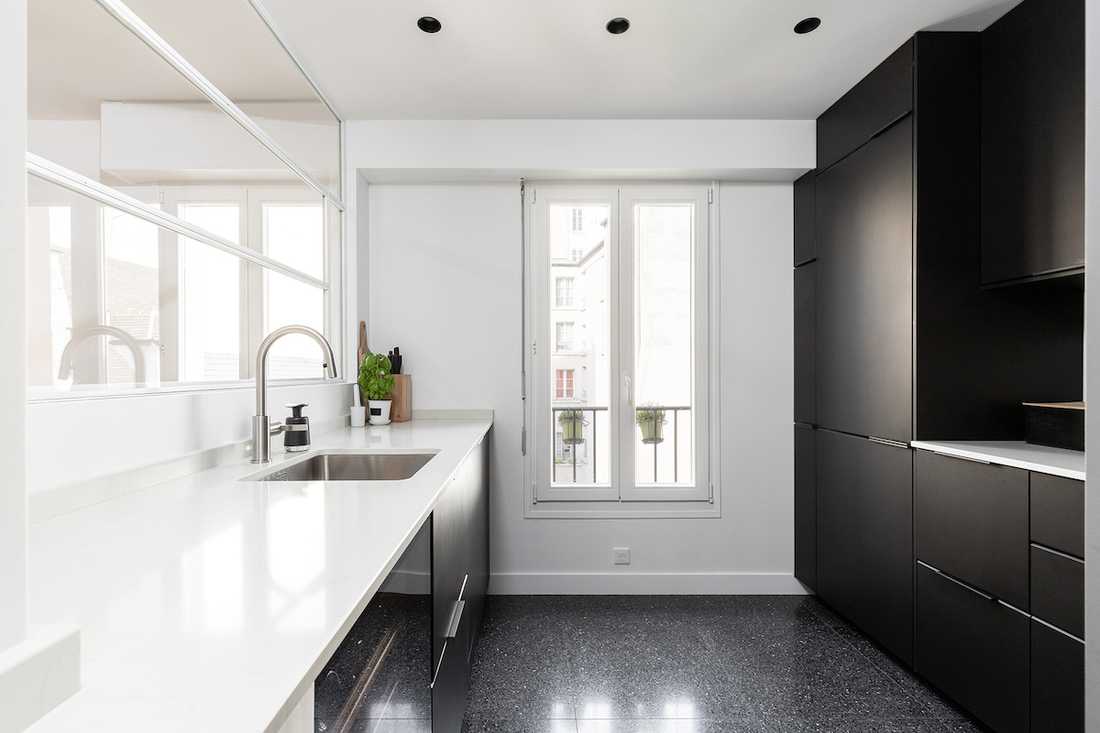 Rénovation intérieure d'un duplex de 78m² - cuisine avec un sol terrazzo