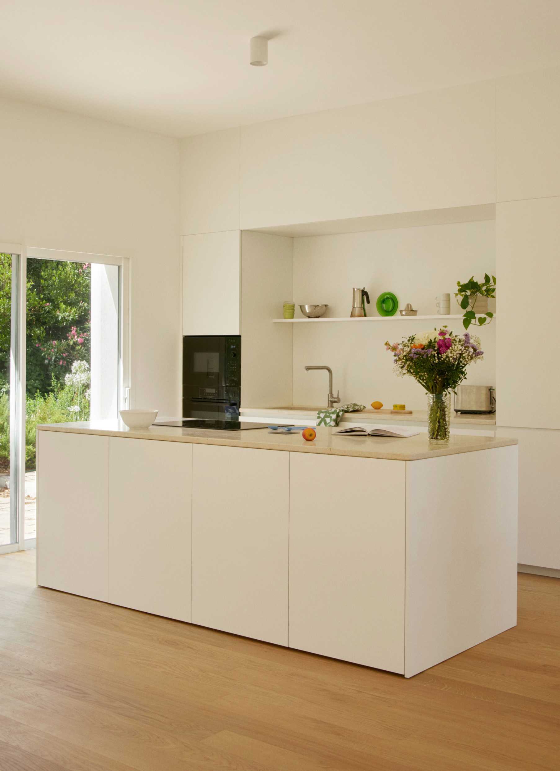 Kitchen designed by an interior architect in Brittany