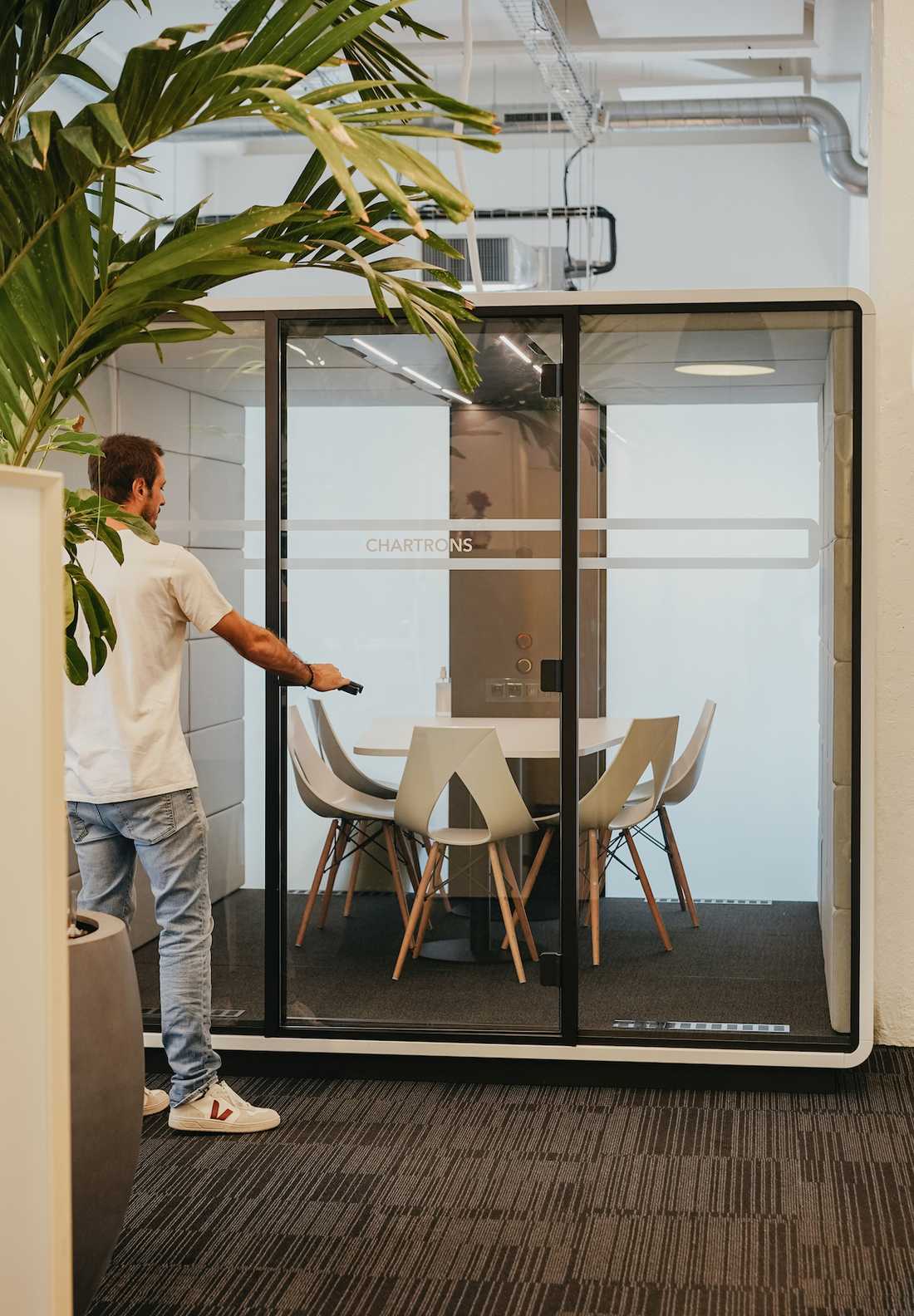 Aménagement des burdeaux en open space par un architecte en Bretagne